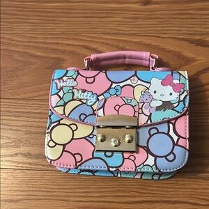 Hello Kitty Multicolor Handbag